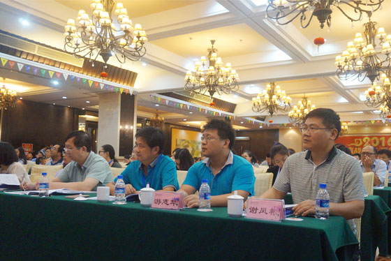  �������ɴ���������ѵ�ֳ�