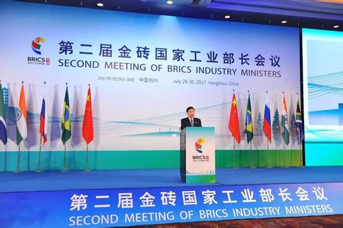 ��ש����